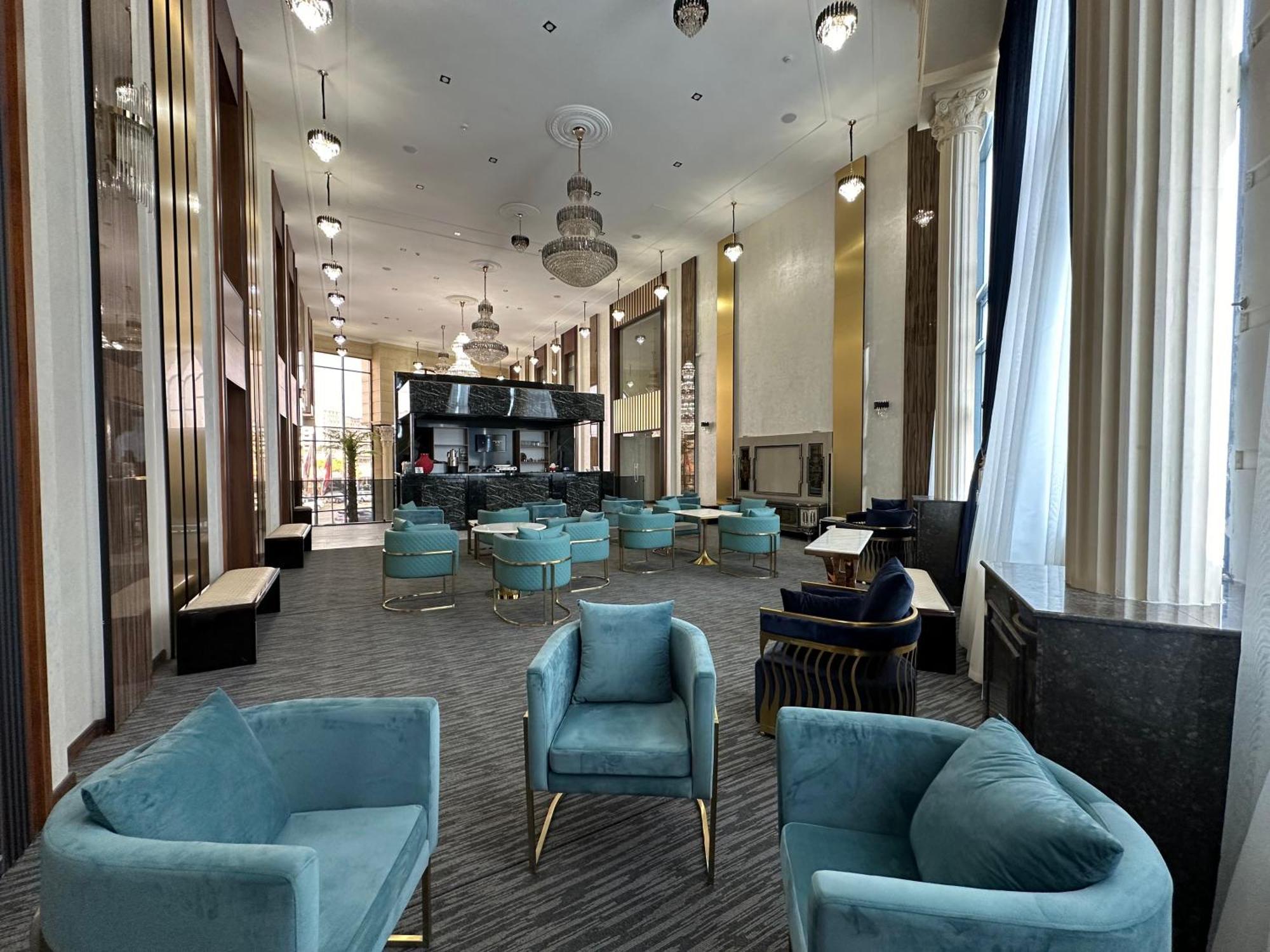 Art Royal Hotel Tasjkent Exteriör bild